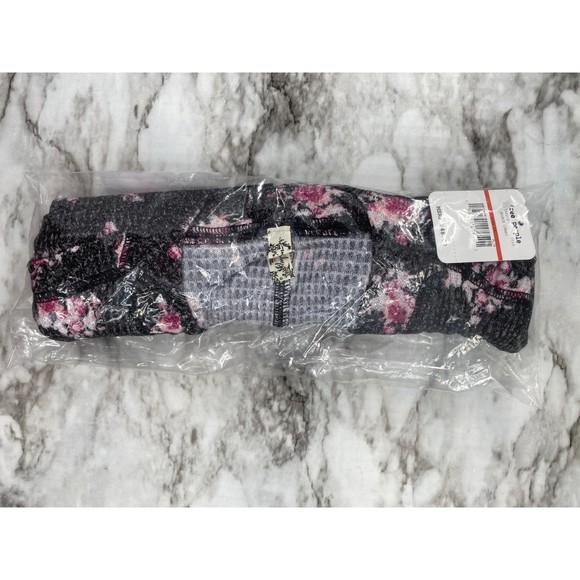 Free People NWT One of the Girls Printed Henley Pink Floral Long Sleeve Top New - Picture 12 of 13